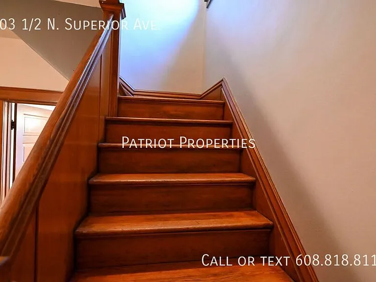 603 1/2 N Superior Ave — Photo 22