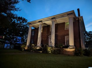 301 S Broadway Ave, Sylacauga, AL 35150