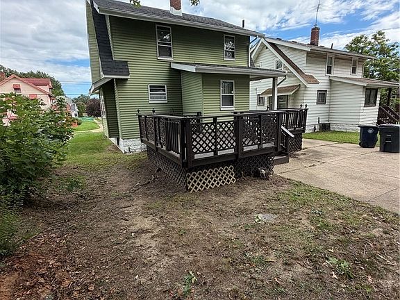 3rd image of 1024 Mercer Ave