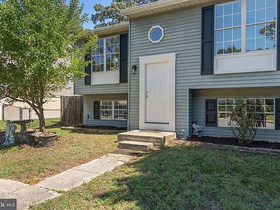 3rd image of 2416 230th St