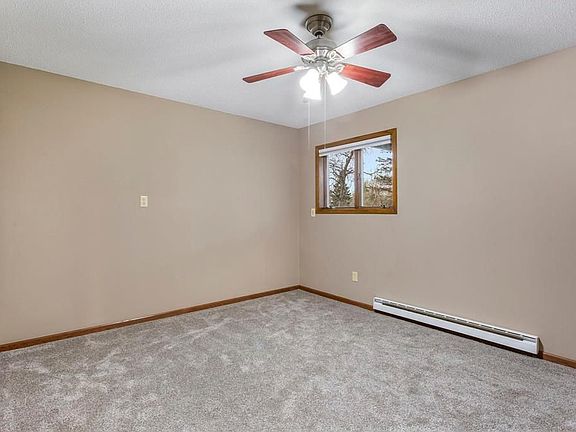 5th image of 615 High Ridge Rd