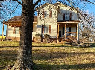 1038 S Cross Bridges Rd, Mt Pleasant, TN 38474