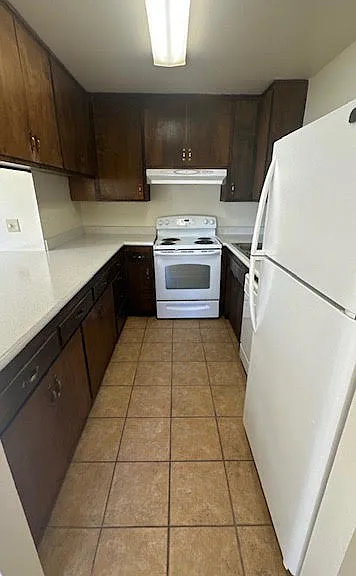 1390 Southwood Dr #A — Photo 4