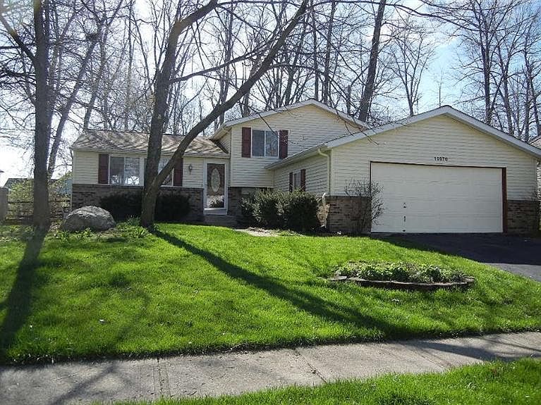 1st image of 10070 Broken Woods Dr