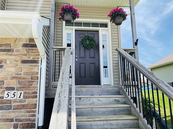 3rd image of 551 Rolling Hills Dr