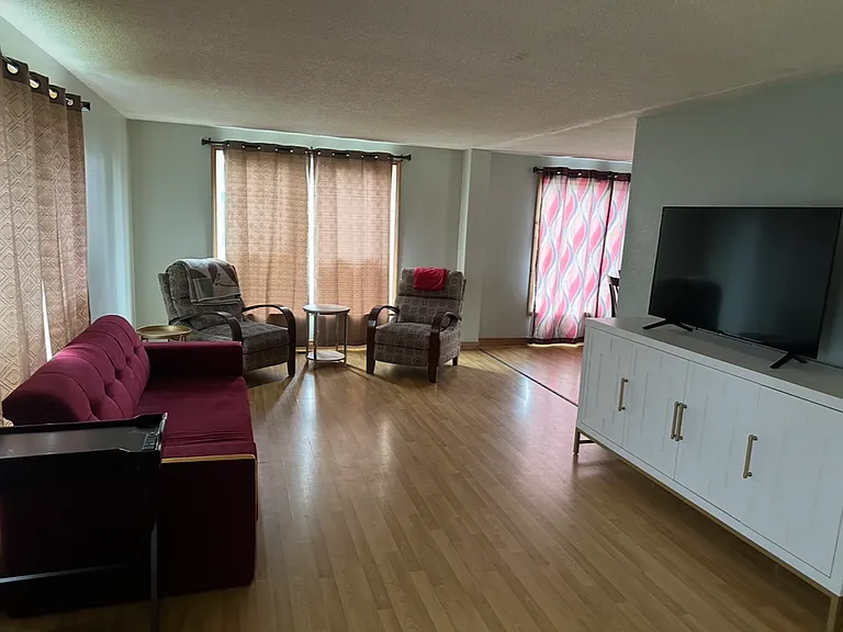 124 Chena St — Photo 3