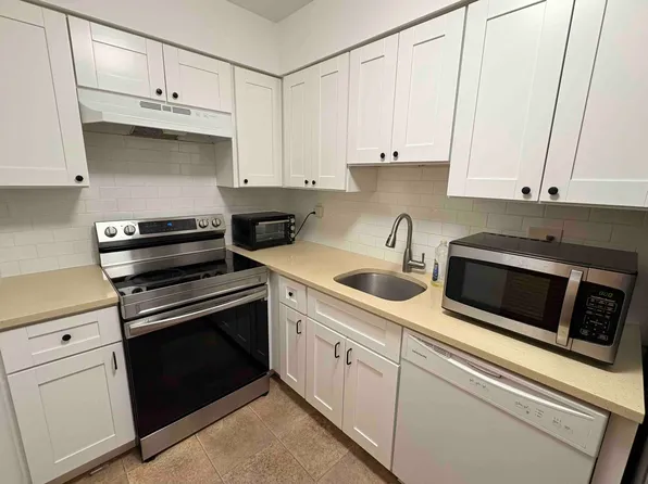 1110 Joseph Rd #B, Warrington, PA 18976