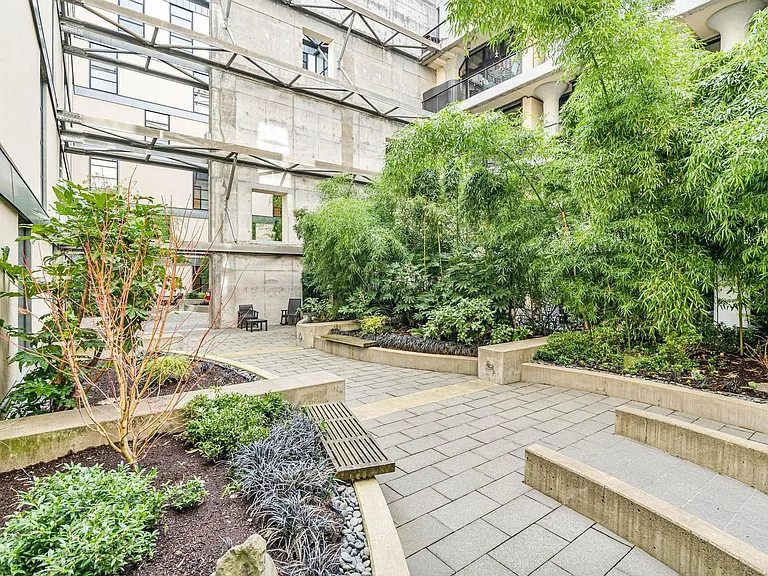 1400 NW Irving St #510 — Photo 22