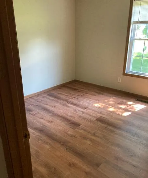 327 W Broadway St #1 — Photo 4