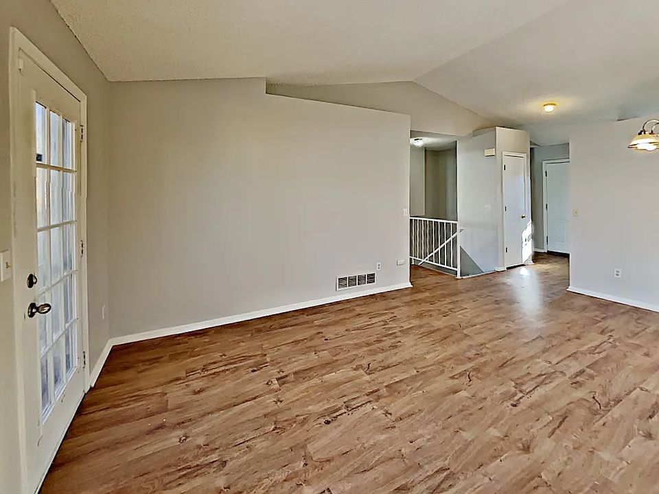 1st image of 18924 E Carmel Dr