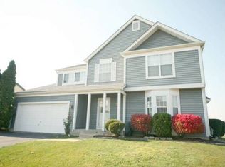 1118 Buckingham Dr, Carol Stream, IL 60188