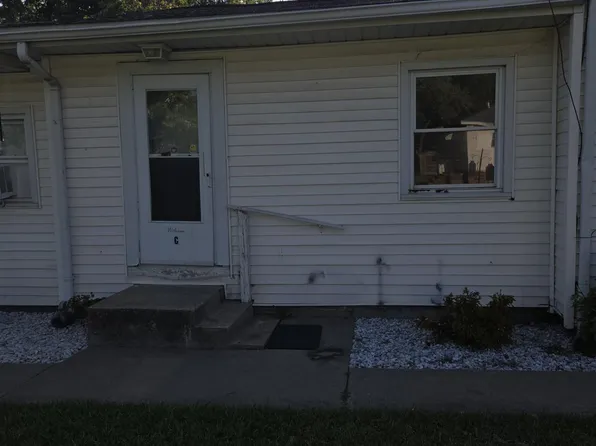 501 E 5th St #C, West Frankfort, IL 62896