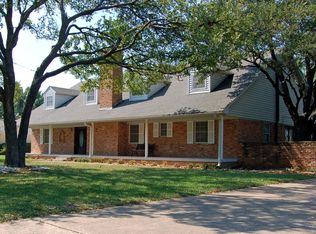 10929 Candlelight Ln, Dallas, TX 75229