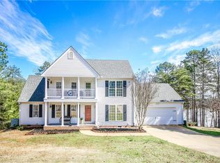 274 Hunters Trl, Walhalla, SC 29691