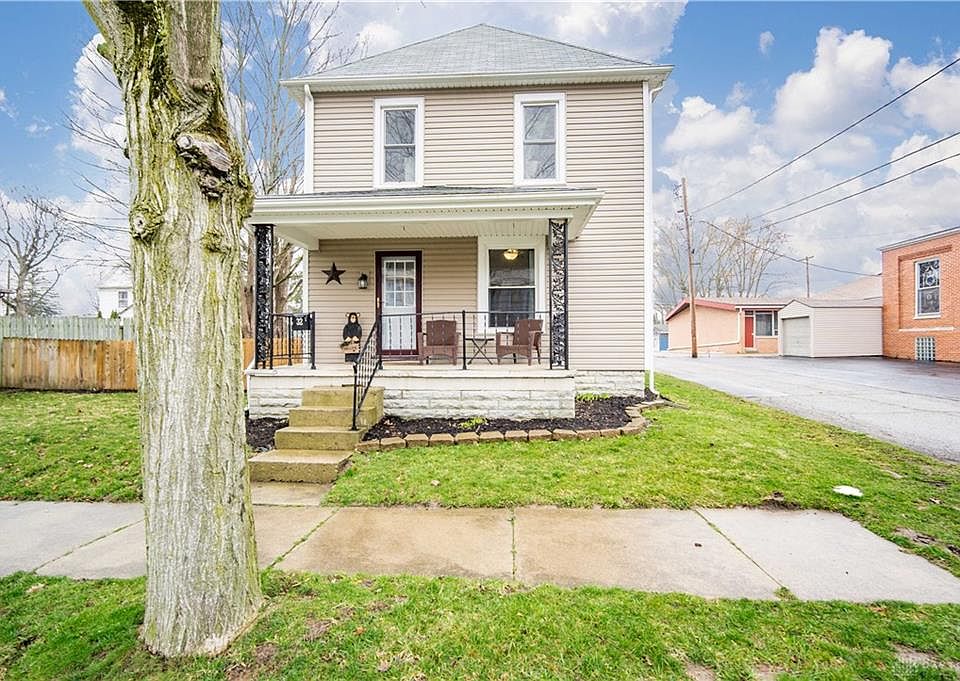 1st image of 32 Central Ave