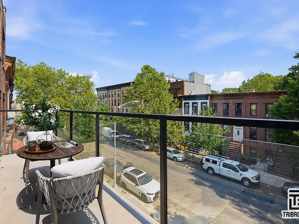 444 Lexington Ave #3F
