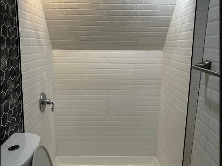 1638 Sanderson Ave — Photo 74