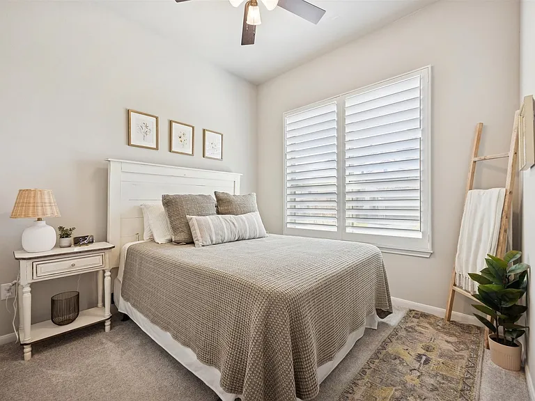 476 Anfield Cir — Photo 26