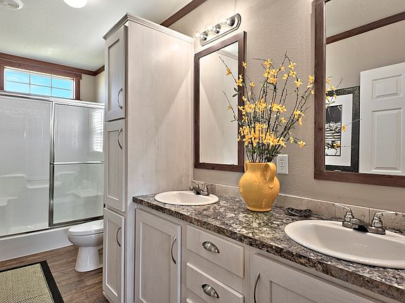 5th image of 12688 Claremont Cirlce #75