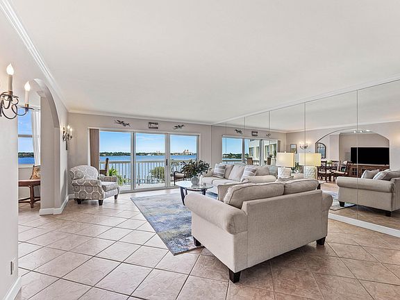 2nd image of 2600 N Flagler Dr APT 509