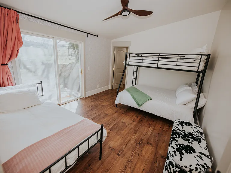 1384 Banner Rd — Photo 17