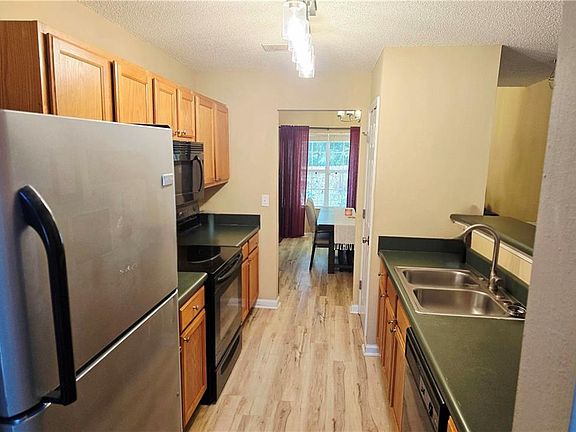 5th image of 4510 Ravenwood Pl