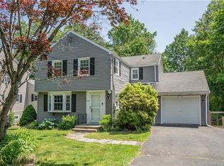 200 Mountain Rd, West Hartford, CT 06107