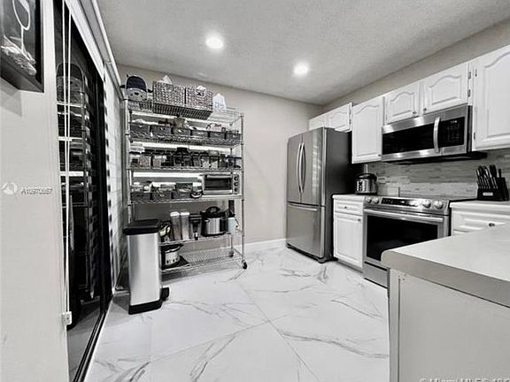 4th image of 1211 S Independence Dr #1211L