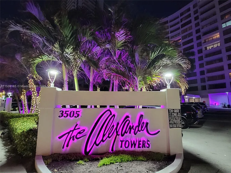 3505 S Ocean Dr #1509 — Photo 42