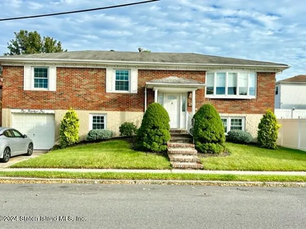 101 Nehring Ave, Staten Island, NY 10314