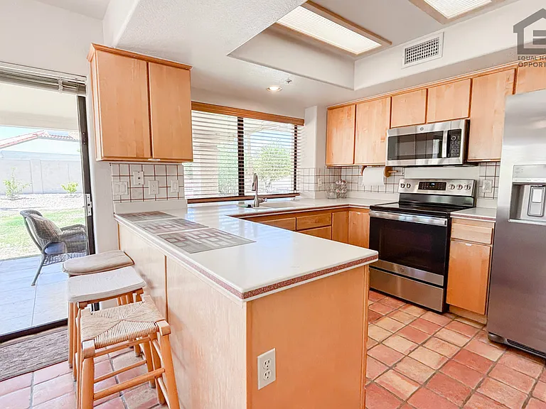 10943 E Palomino Rd — Photo 36