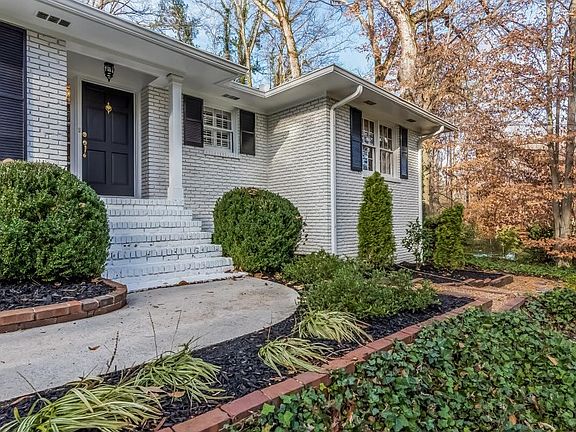 5th image of 2990 Argonne Dr NW