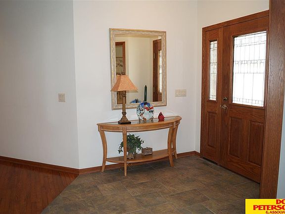 3rd image of 1335 Glenwood Ct