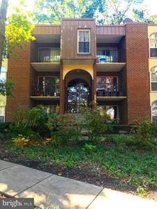 3374 Woodburn Rd APT 34, Annandale, VA, 22003