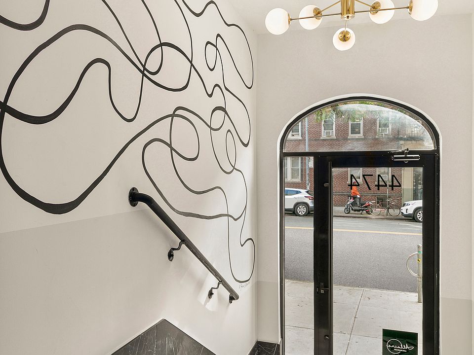 1st image of 1155 45th Ave APT 2