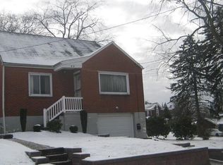 516 N 8th St, Jeannette, PA 15644