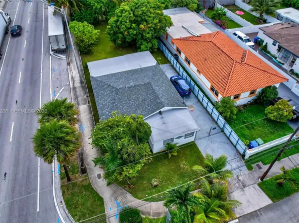 8224 NW 1st Pl, Miami, FL 33150