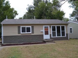 1210 NW 4th St, Abilene, KS 67410