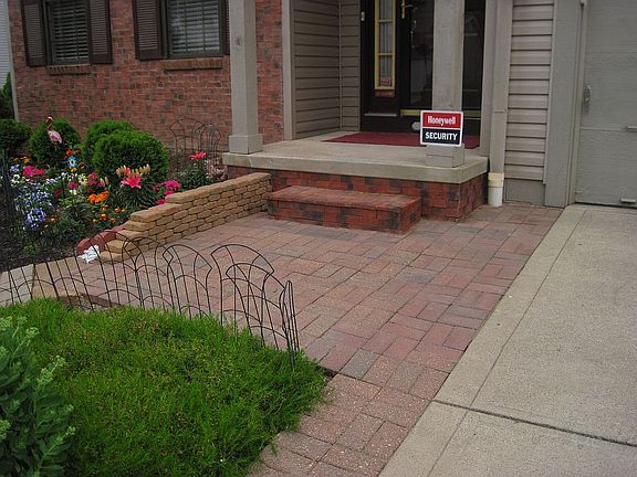 4th image of 209 Olde Mill Ln