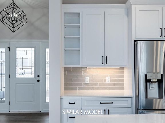 4th image of 445 Foxfield Court