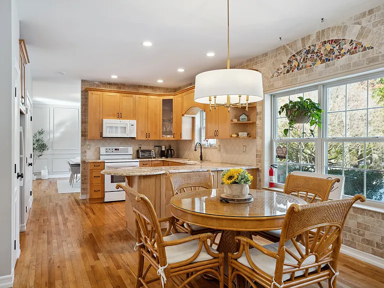 39 Hollow Ln — Photo 10