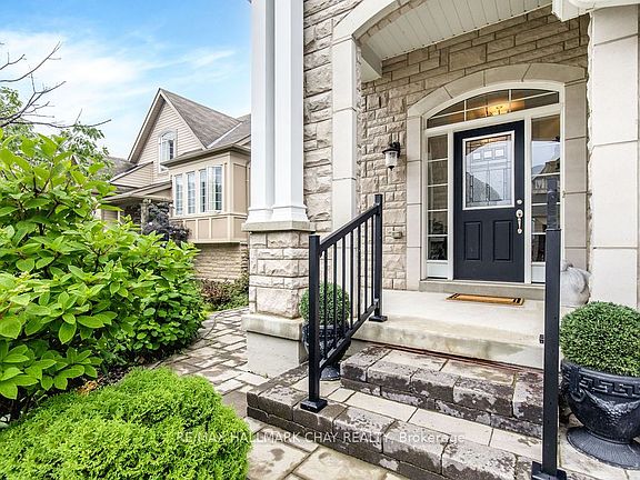 2nd image of 30 N Waterview Rd