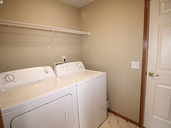 5th image of 2495 N Kamiakan Dr