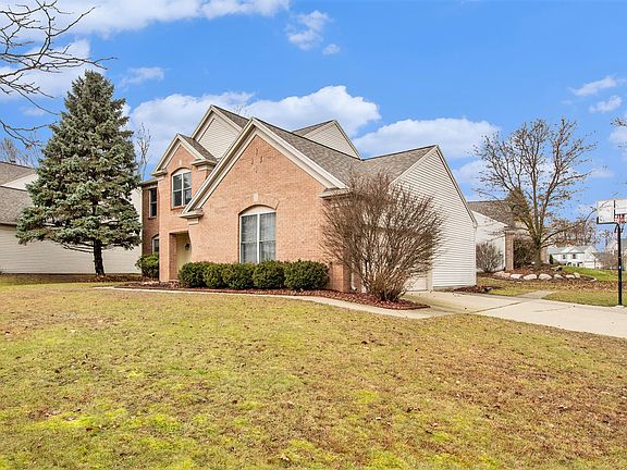 2nd image of 1257 Apple Creek Dr SE