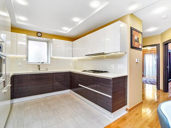 4th image of 2360 E 27th St Floor 1