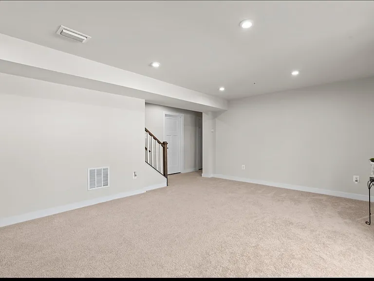 4413 Arbor Wood Ct — Photo 13
