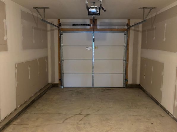 (undisclosed Address), Salina, KS 67401