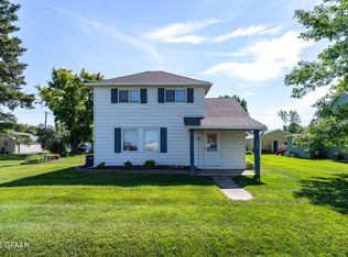 506 Pacific Ave, Thompson, ND 58278