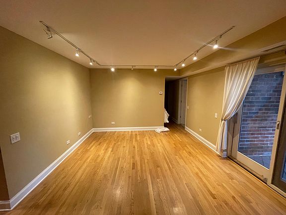 2nd image of 2131 N Larrabee St APT 6208
