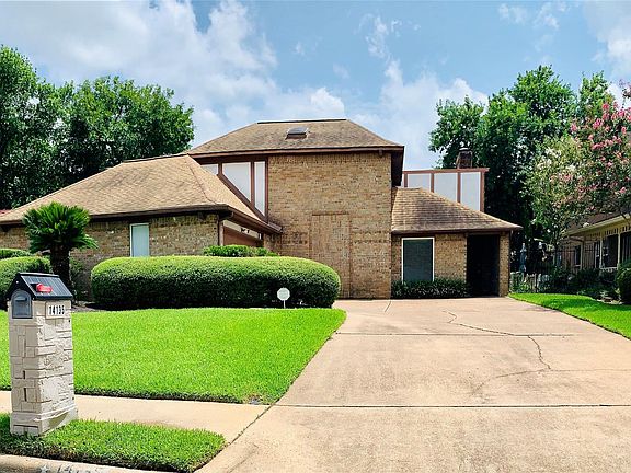 2nd image of 14135 Sandfield Dr